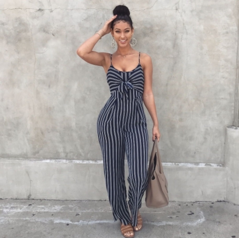 Sexy Stripped Strapy Jumpsuit with Bows
